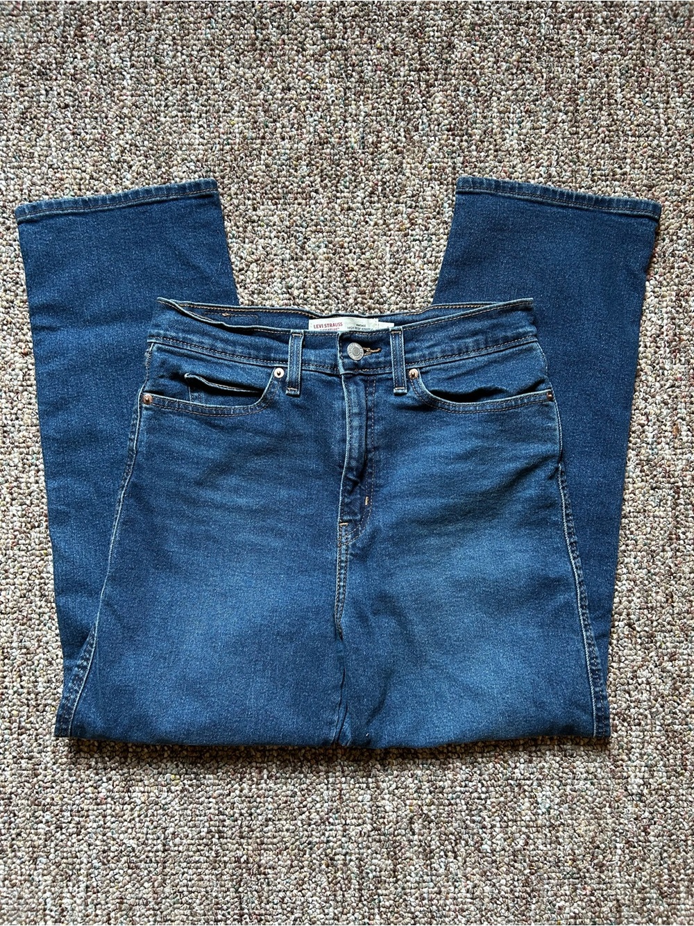 Levi's Signature Vintage High-Rise Straight Leg Jeans